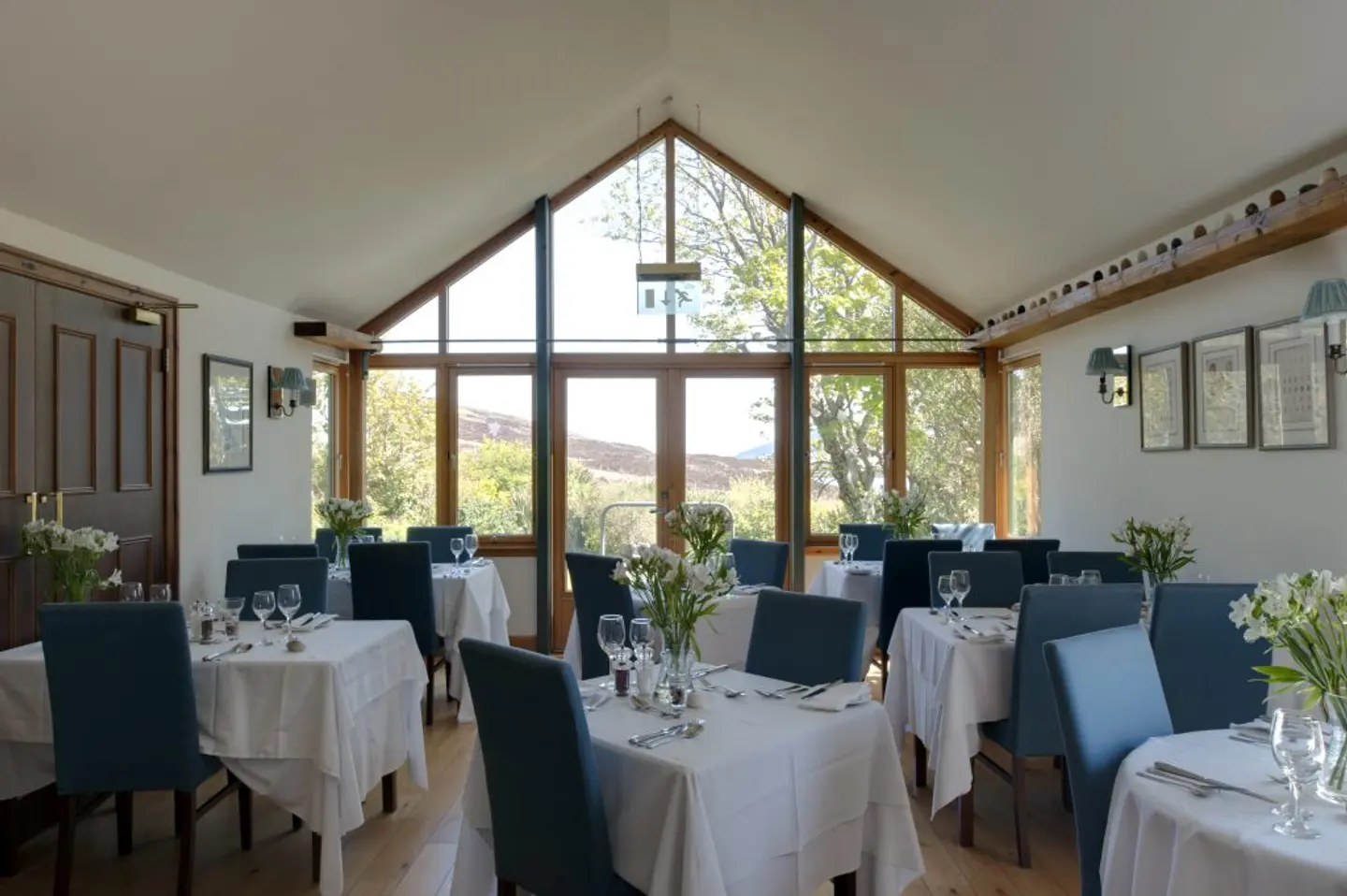 Langass Lodge restaurant dining area with loch views